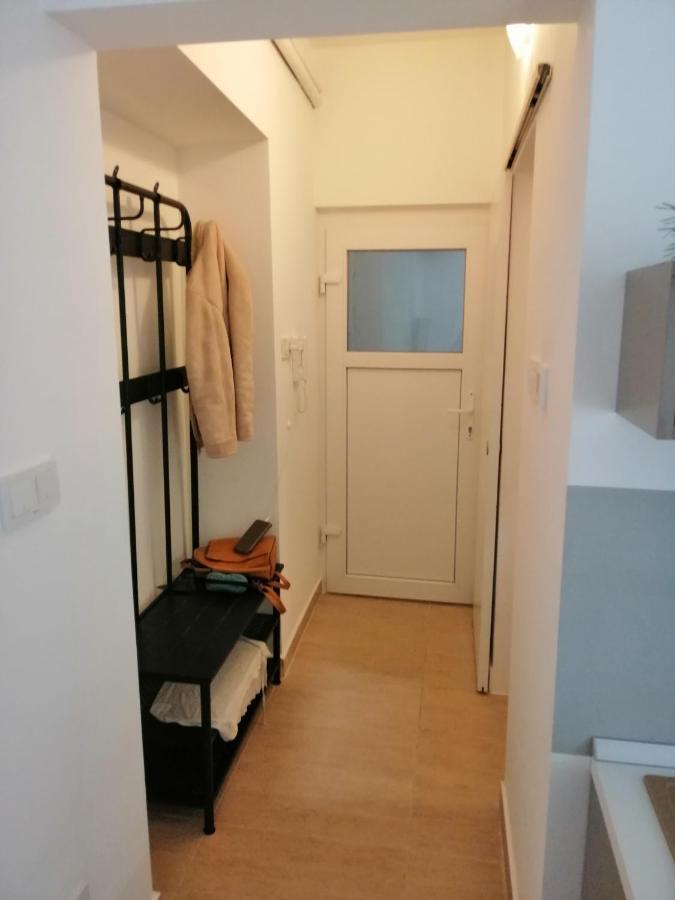 Apartman Semren Appartamento Zagabria Esterno foto