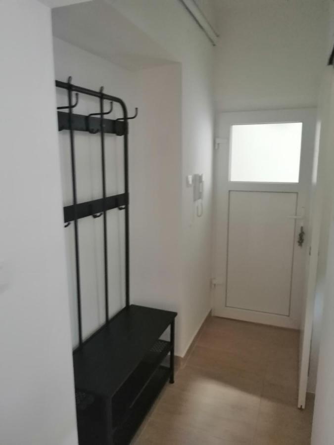 Apartman Semren Appartamento Zagabria Esterno foto