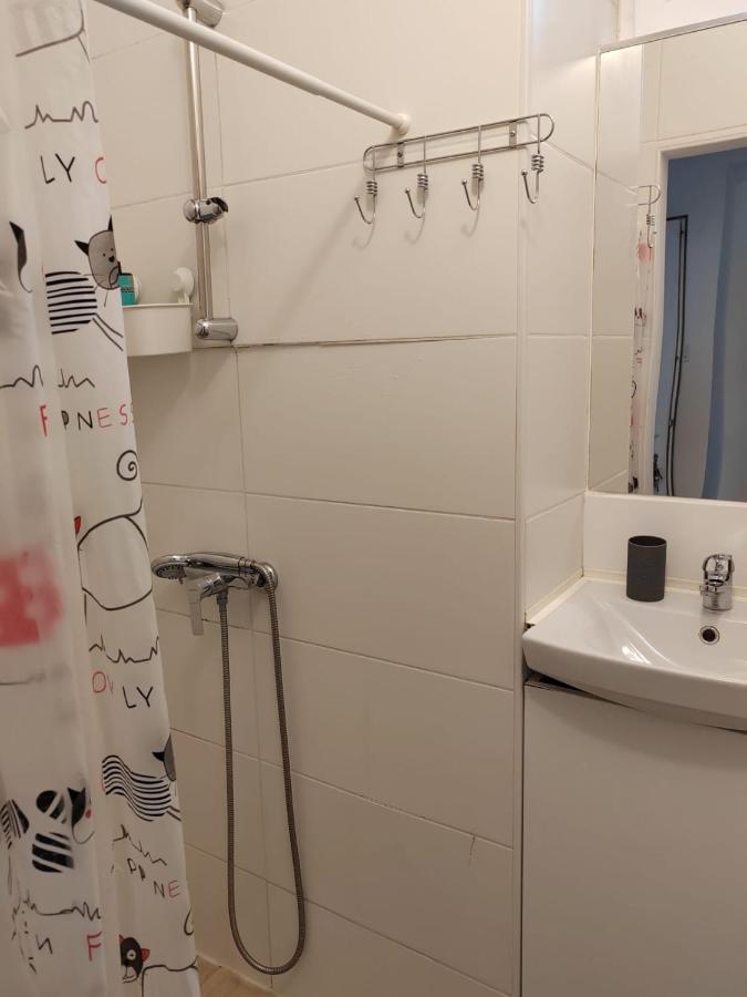 Apartman Semren Appartamento Zagabria Esterno foto